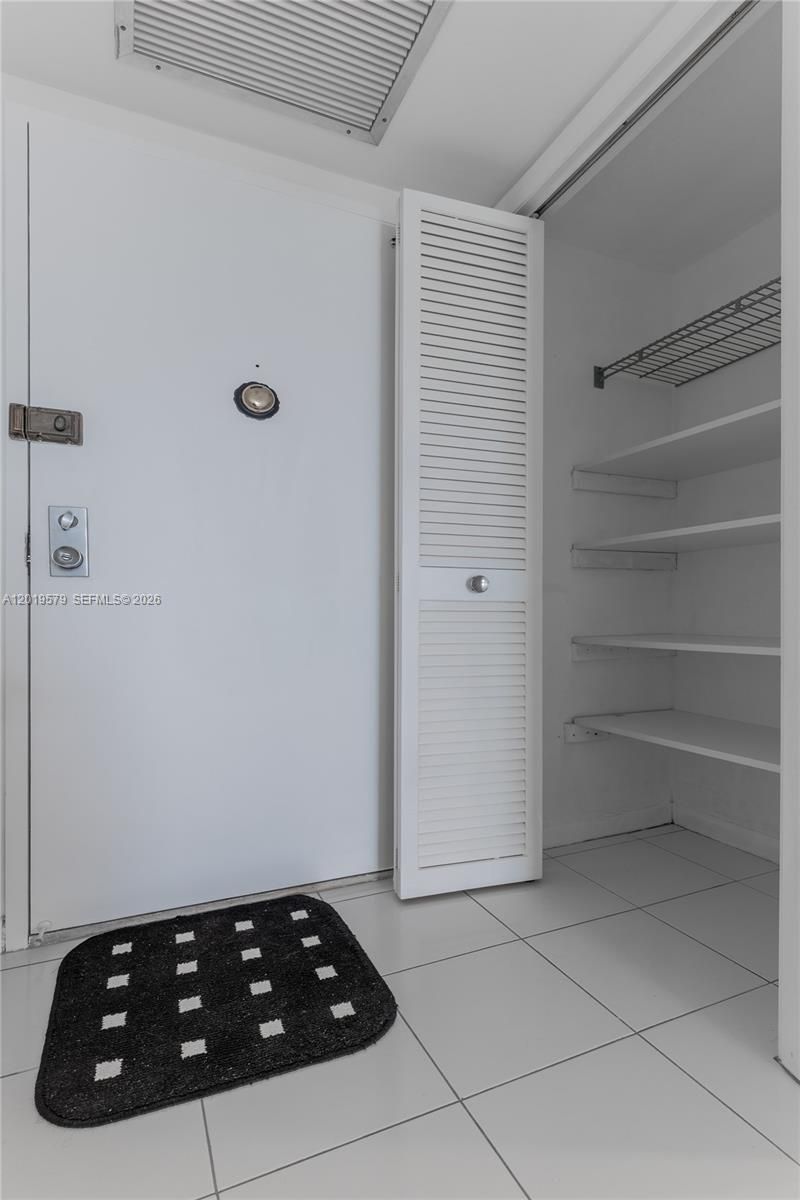 500 Three Islands Blvd , Unit 1110, Hallandale Beach, FL 33009 Photo