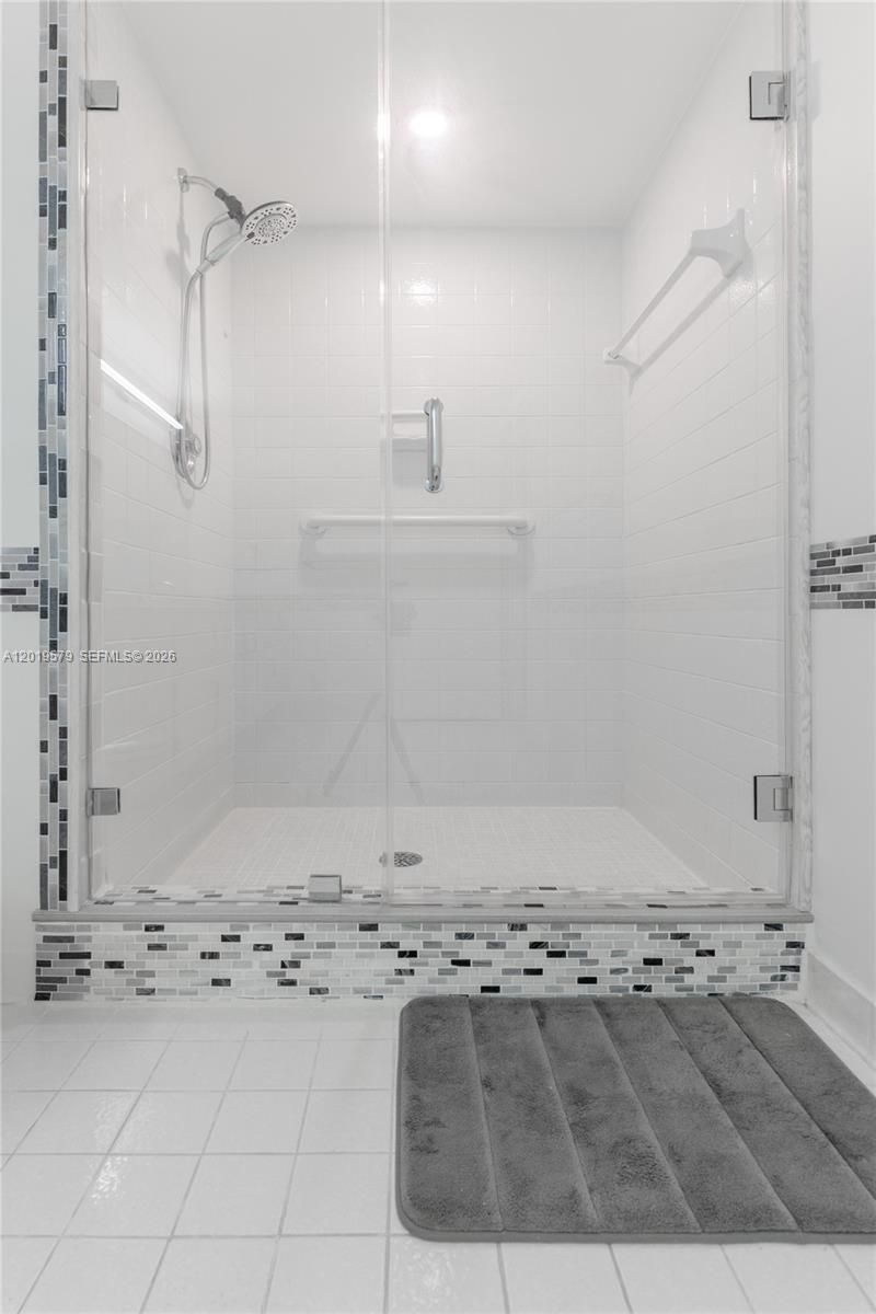 500 Three Islands Blvd , Unit 1110, Hallandale Beach, FL 33009 Photo