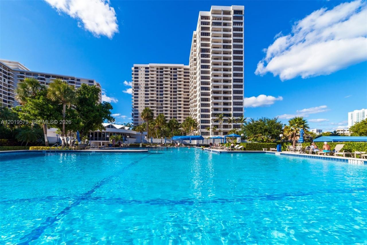 500 Three Islands Blvd , Unit 1110, Hallandale Beach, FL 33009 Photo