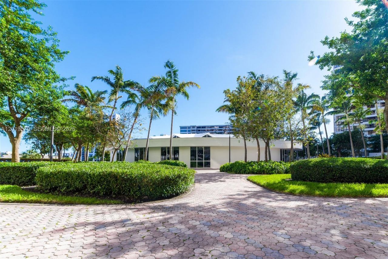500 Three Islands Blvd , Unit 1110, Hallandale Beach, FL 33009 Photo