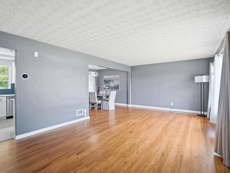 5579 Childs Avenue, Green Township, OH 45248 Photo 5