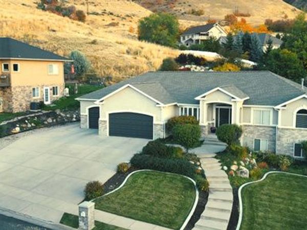 1532 E MOUNT LOGAN DR S, Logan, UT 84321