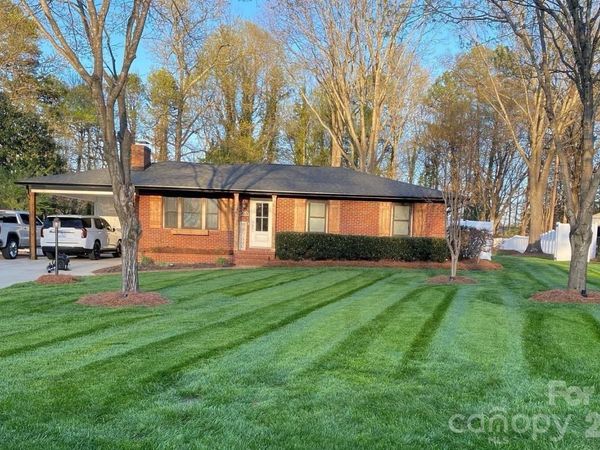 254 Lucky Drive NW, Concord, NC 28027
