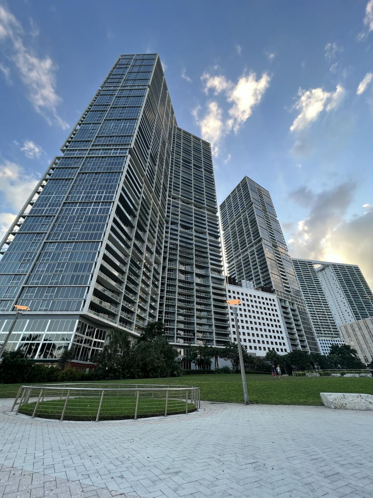 495 Brickell, Unit 2611, Miami, FL 33131 Photo