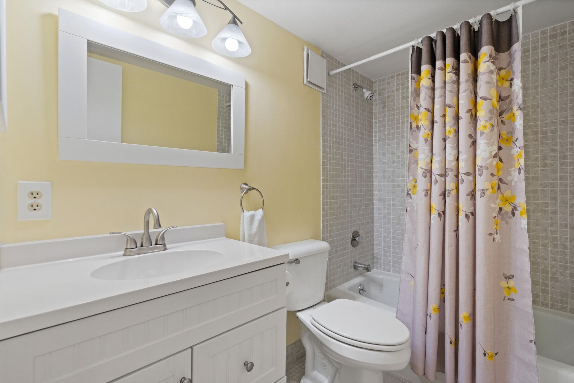 5393 SE Miles Grant Road Se, Unit 202, Stuart, FL 34997 Photo