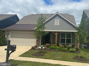 122 FOAM FLOWER DRIVE , LAKE FREDERICK, VA 22630