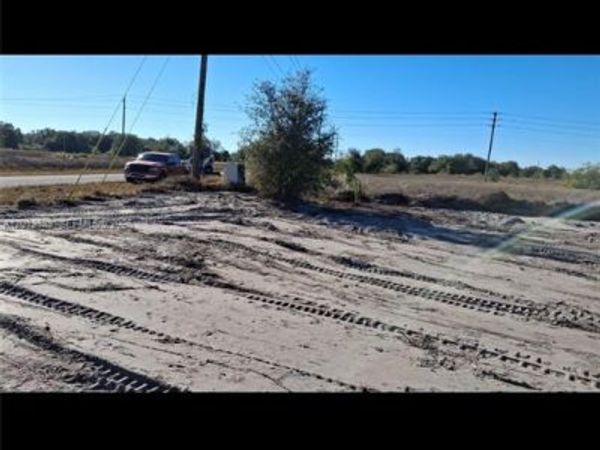 4005 E 15th St , Lehigh Acres, FL 33972