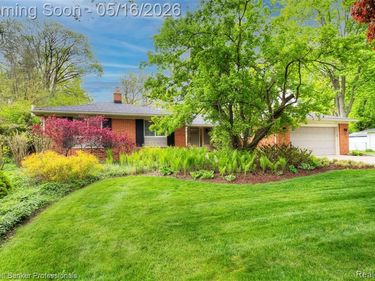 3540 Tothill Drive, Troy, MI 48084