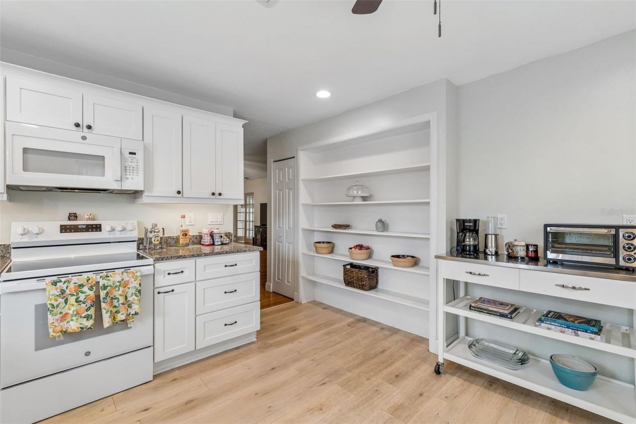 4733 Ridge Point Drive , Tampa, FL 33624 Photo