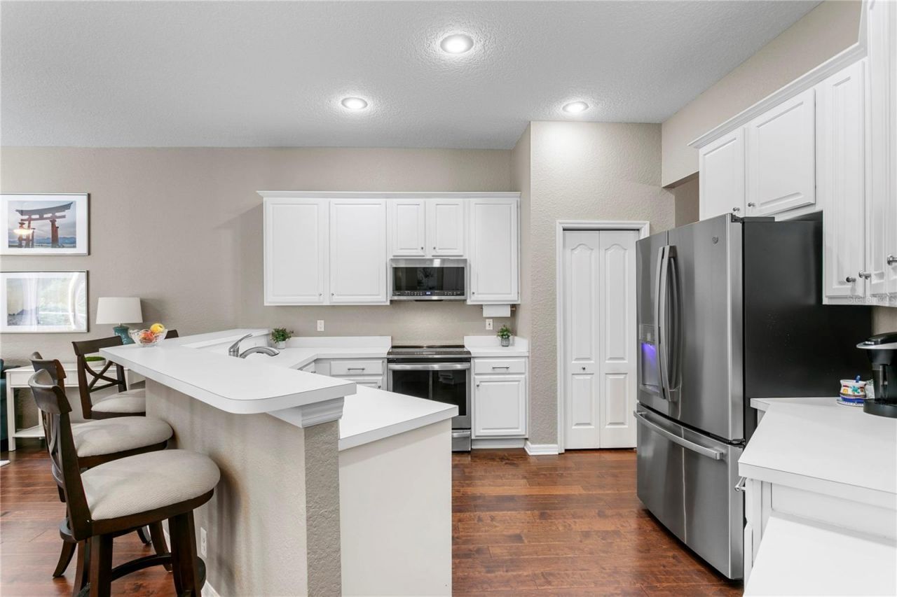 10237 Garden Alcove Drive, Tampa, FL 33647 Photo