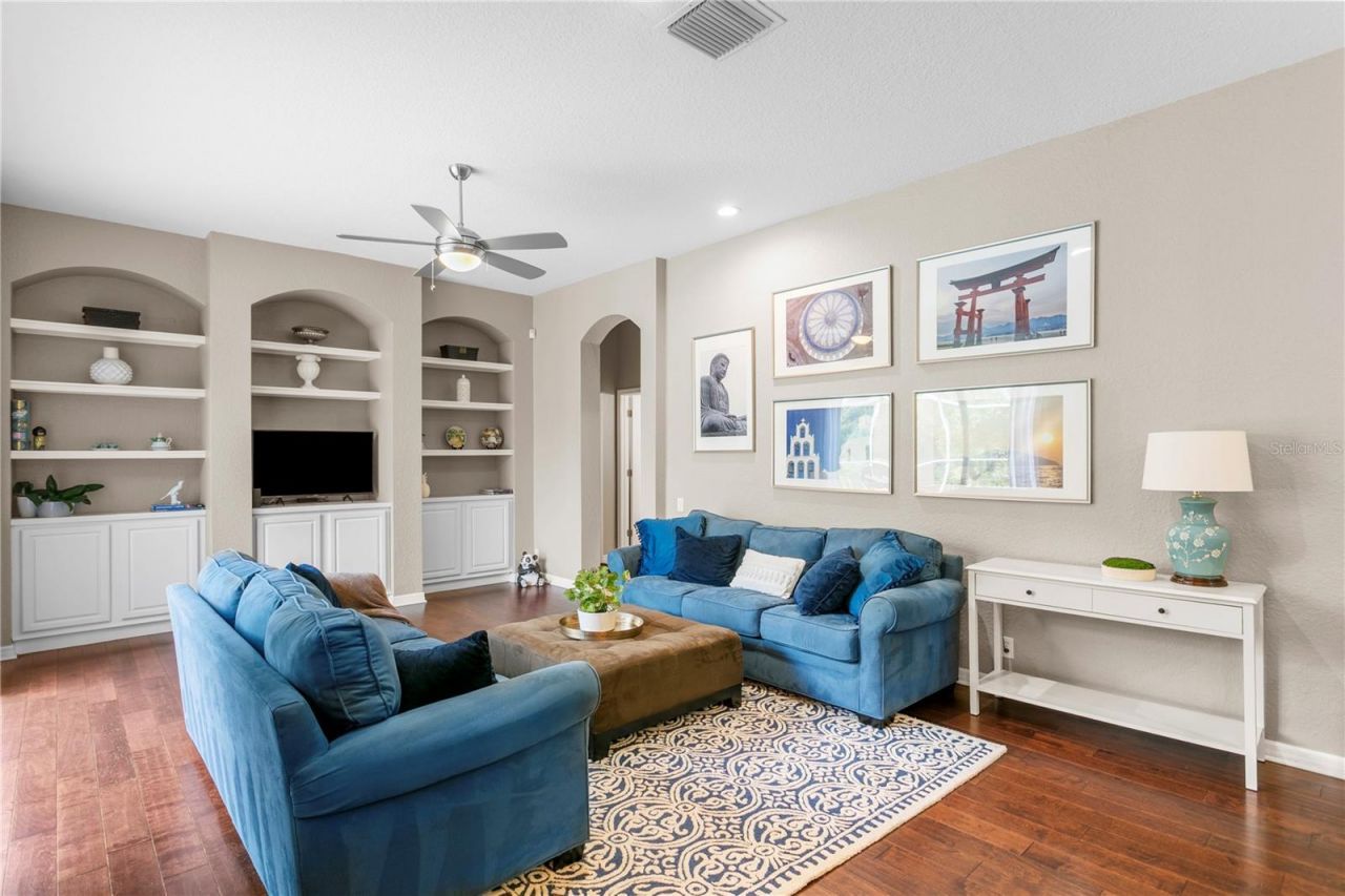 10237 Garden Alcove Drive, Tampa, FL 33647 Photo