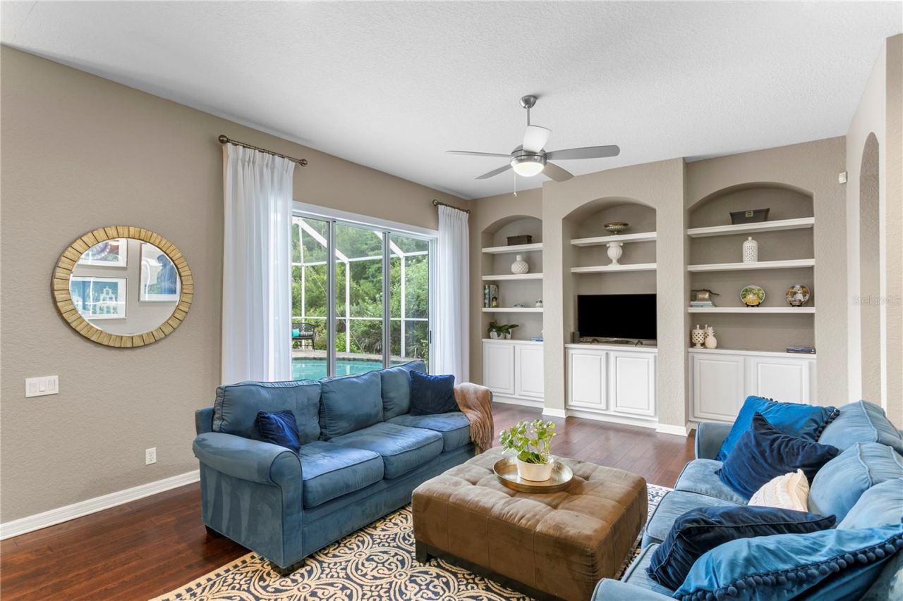 10237 Garden Alcove Drive, Tampa, FL 33647 Photo