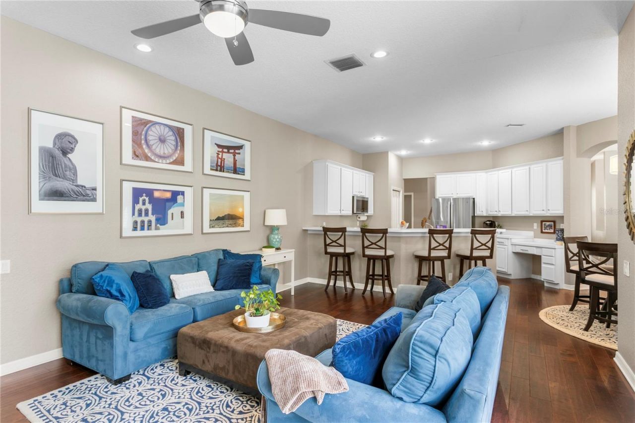 10237 Garden Alcove Drive, Tampa, FL 33647 Photo