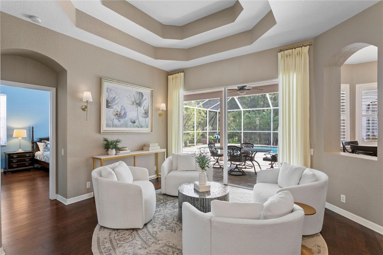 10237 Garden Alcove Drive, Tampa, FL 33647 Photo