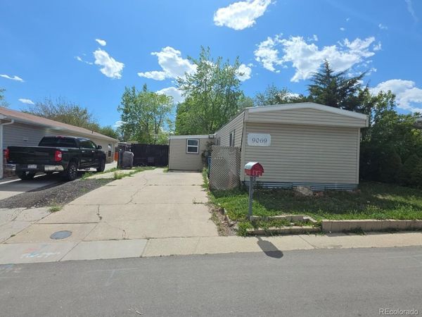 9069 Mandel Street , Denver, CO 80260