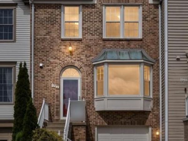 1207 BOND STREET, HERNDON, VA 20170