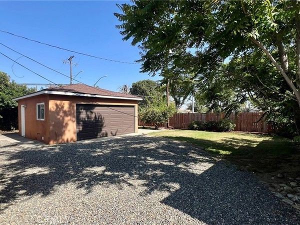 18289 Seville, Fontana, CA 92335