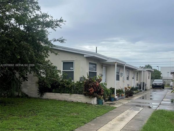 1711 Thomas St , Hollywood, FL 33020