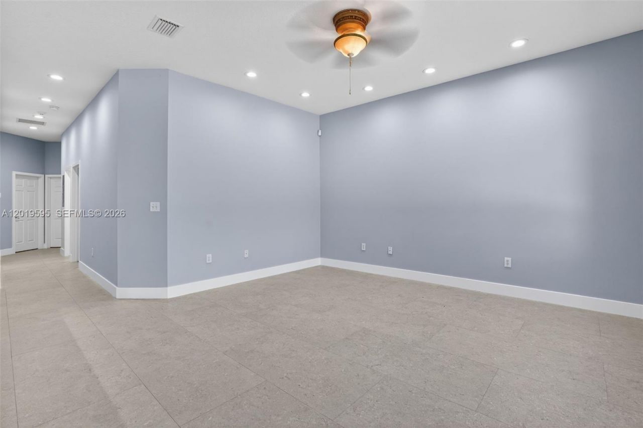 32204 SW 205th Ave, Homestead, FL 33030 Photo