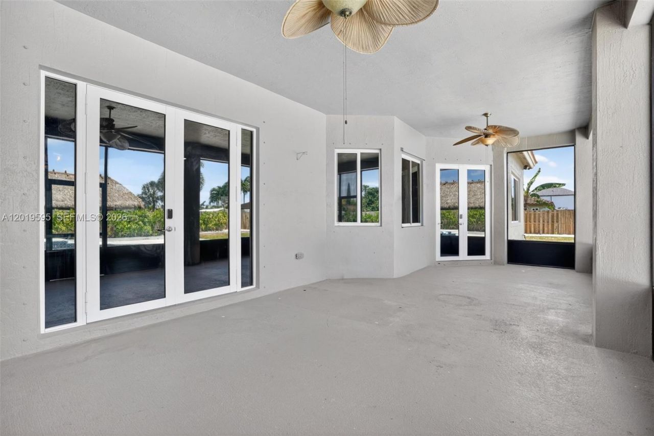 32204 SW 205th Ave, Homestead, FL 33030 Photo