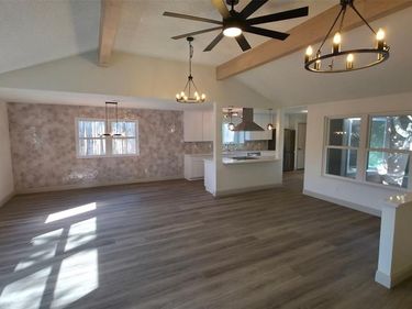 10016 Buffalo Grove Road, Fort Worth, TX 76108