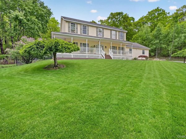 4 Clover Lane, Wurtsboro, NY 12790