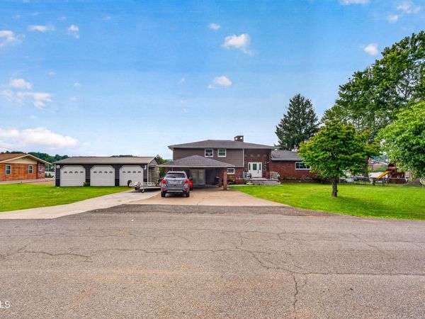 236 Mountain Vista Drive, Pigeon Forge, TN 37863