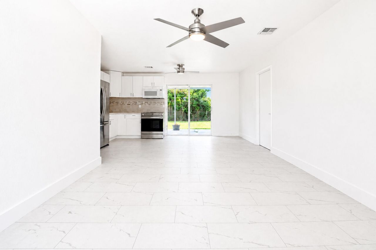 5700 SW 37th Court, Davie, FL 33314 Photo