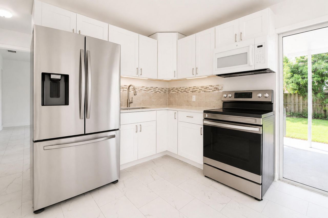 5700 SW 37th Court, Davie, FL 33314 Photo