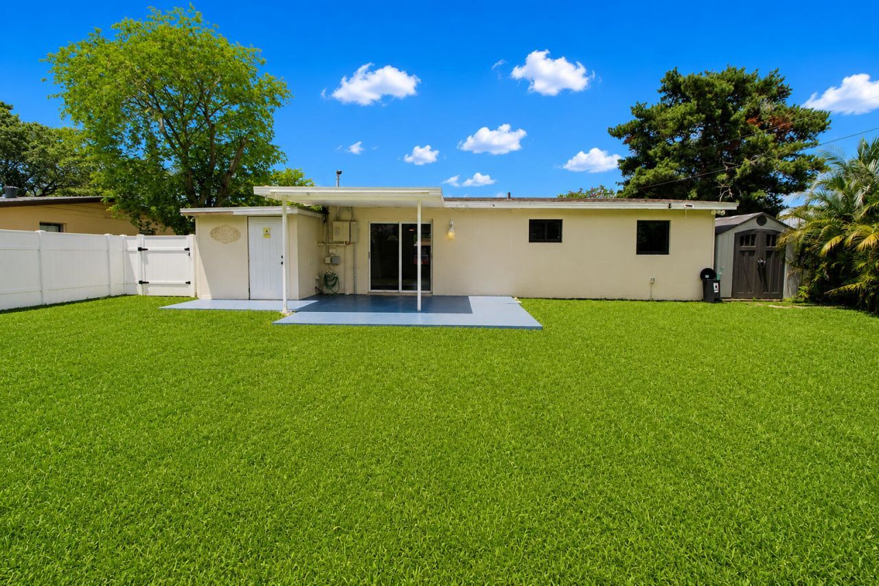 5700 SW 37th Court, Davie, FL 33314 Photo