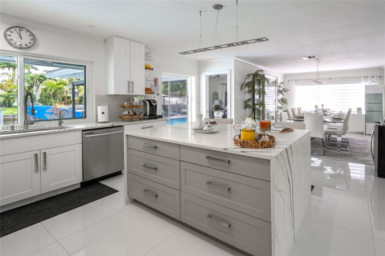 1465 NE 53rd St, Fort Lauderdale, FL 33334 Photo