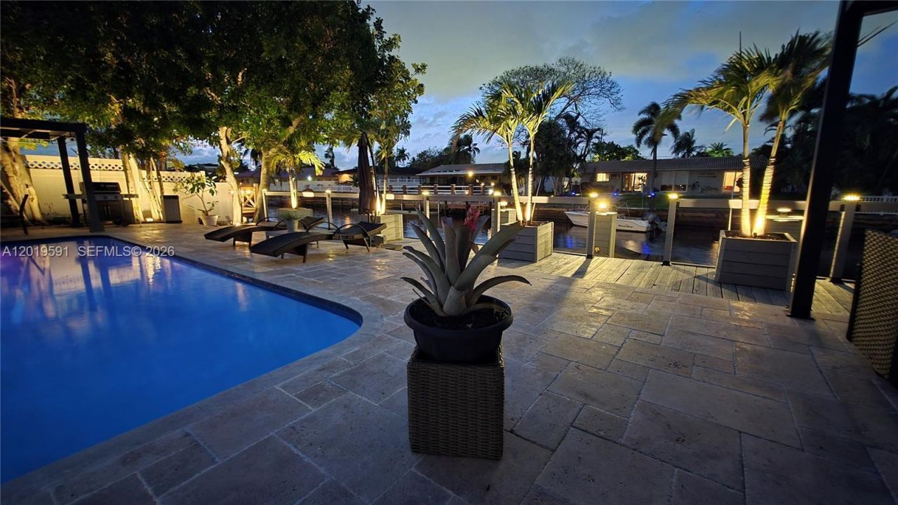 1465 NE 53rd St, Fort Lauderdale, FL 33334 Photo