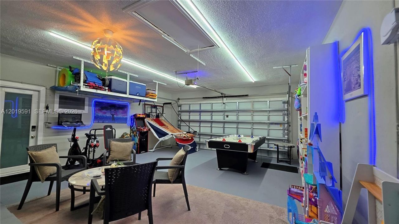 1465 NE 53rd St, Fort Lauderdale, FL 33334 Photo