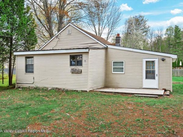 124 Mohawk Avenue, Broadalbin, NY 12025