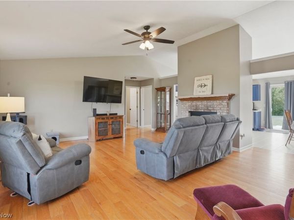 4487 Workman Road , Mount Perry, OH 43760