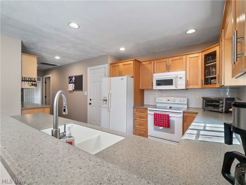 609 Wyleswood Drive, Berea, OH 44017 Photo 13