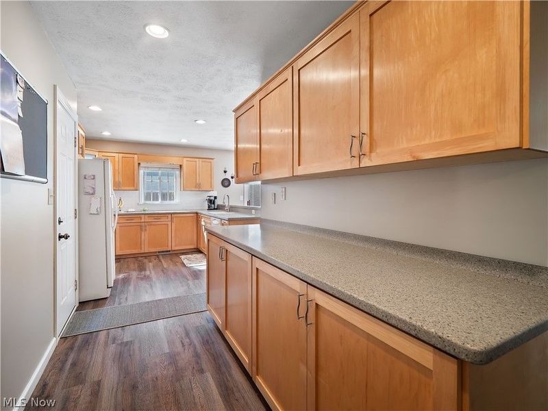 609 Wyleswood Drive, Berea, OH 44017 Photo 6