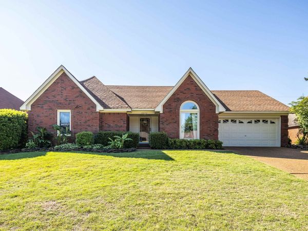 8275 RIVER CREEK CV, Memphis, TN 38016