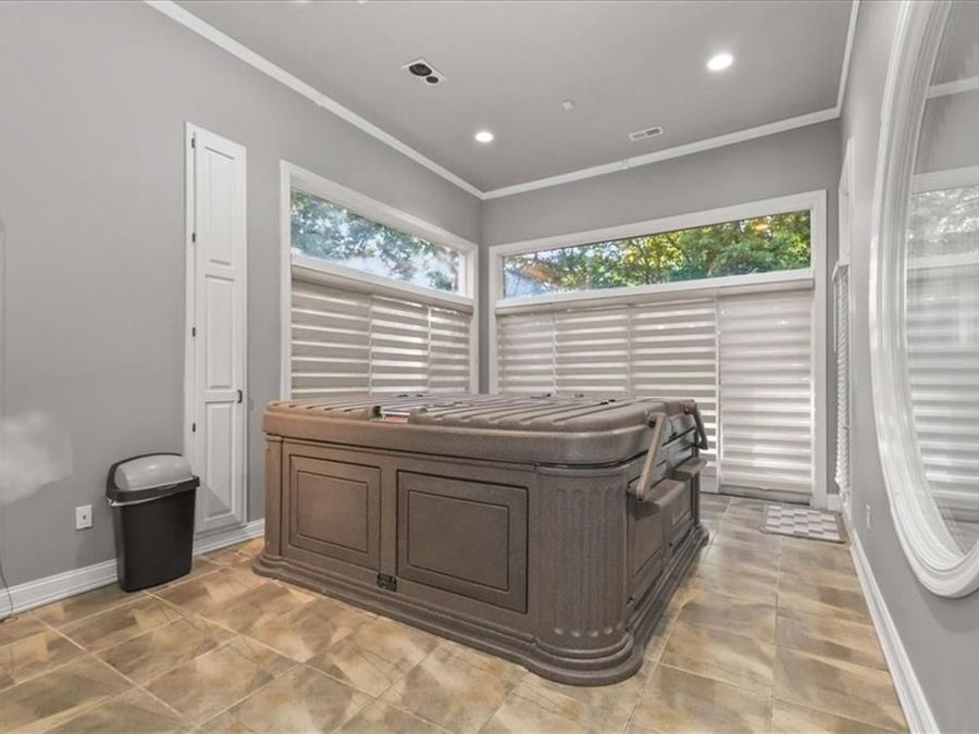 Property Image 63