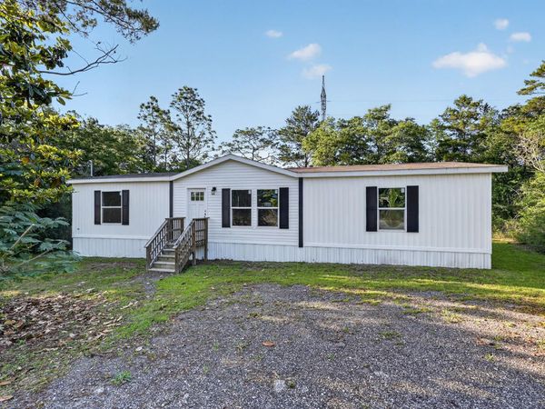 158 W Violet Lane, DeFuniak Springs, FL 32433