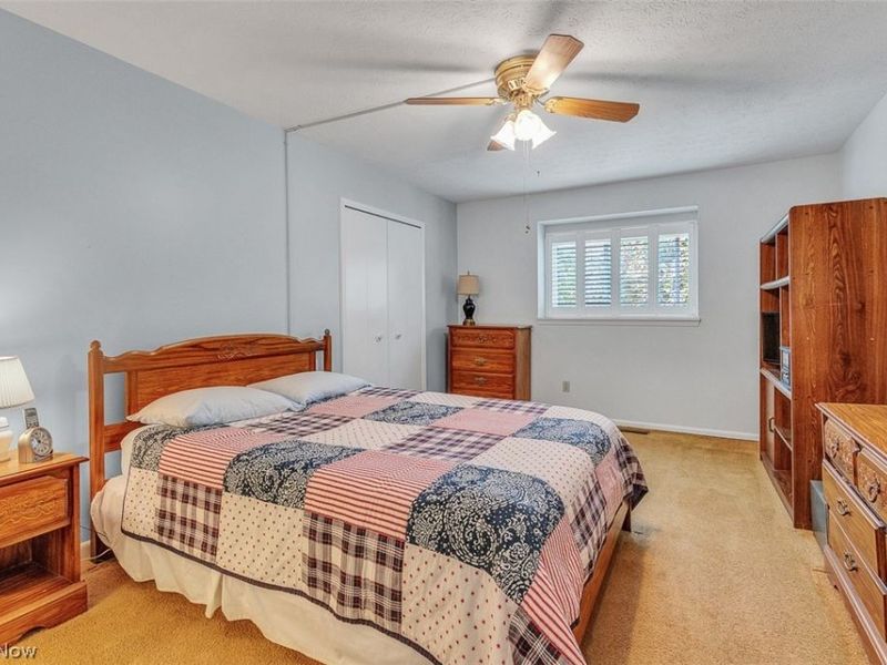 4310 Hyde Park, Unit 4, North Olmsted, OH 44070 Photo 15