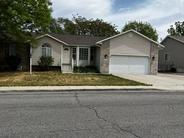 3475 S PARK VISTA DR , West Valley City, UT 84120