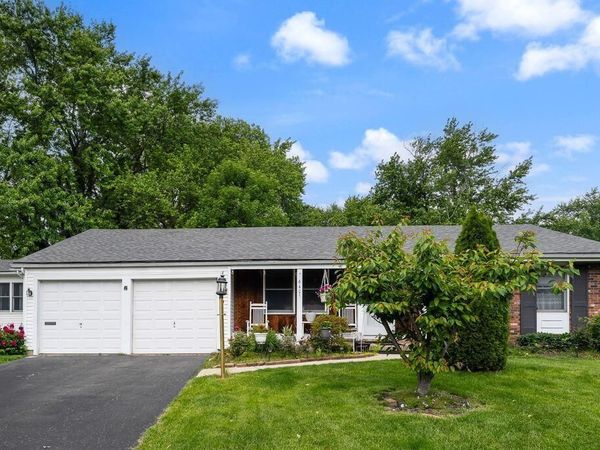 6401 Peardale Road E, Columbus, OH 43229