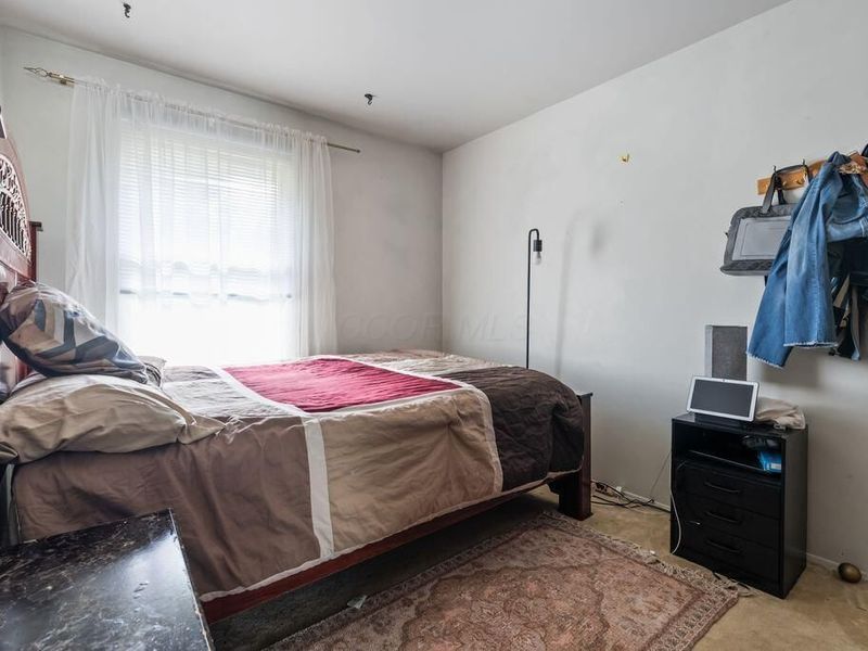 6401 Peardale Road E, Columbus, OH 43229 Photo 10