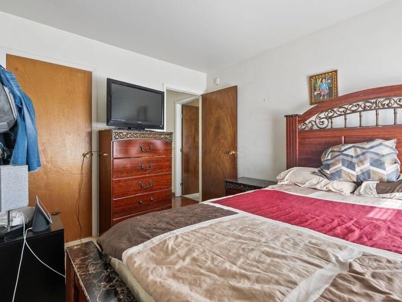 6401 Peardale Road E, Columbus, OH 43229 Photo 11