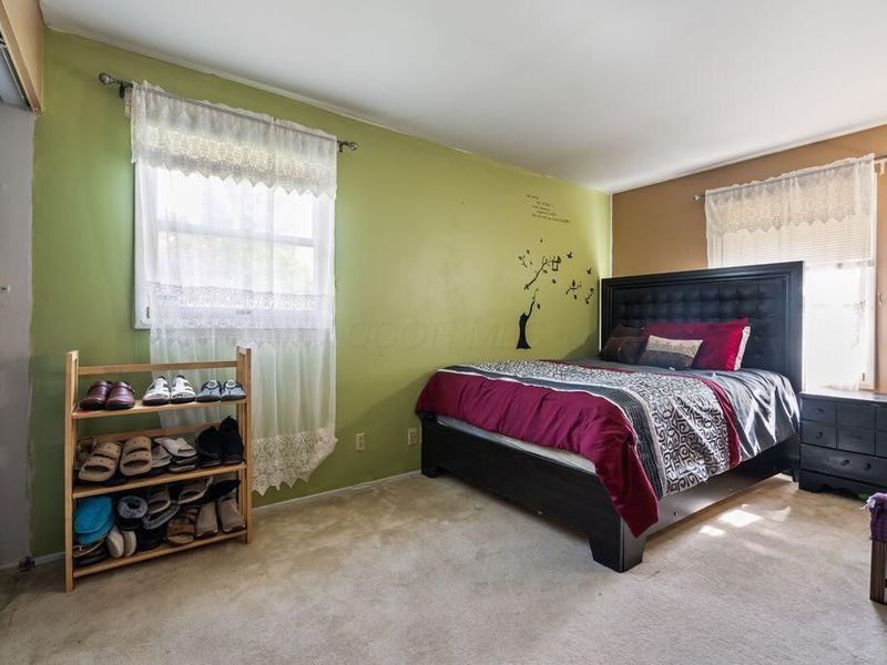 6401 Peardale Road E, Columbus, OH 43229 Photo 12