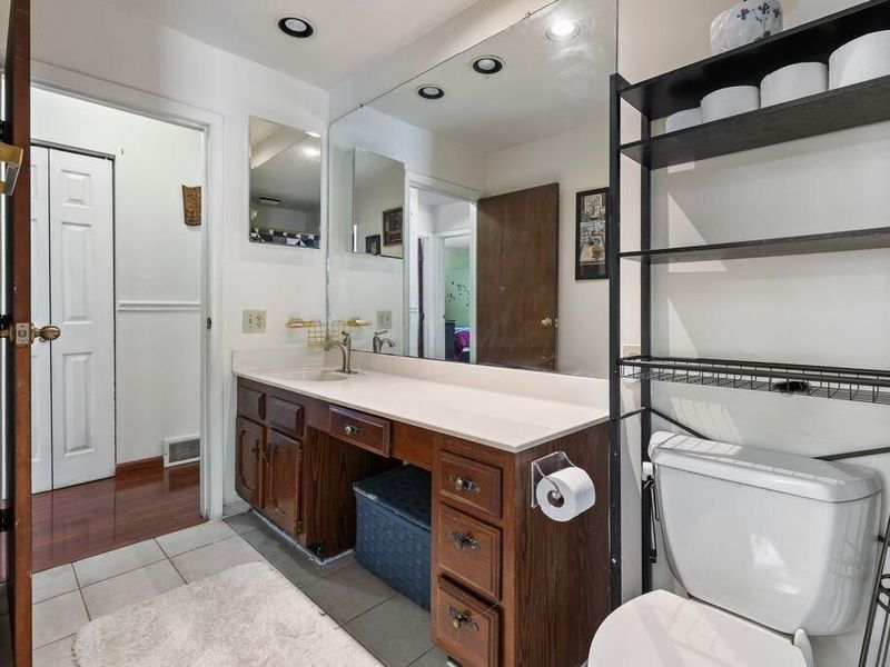 6401 Peardale Road E, Columbus, OH 43229 Photo 17