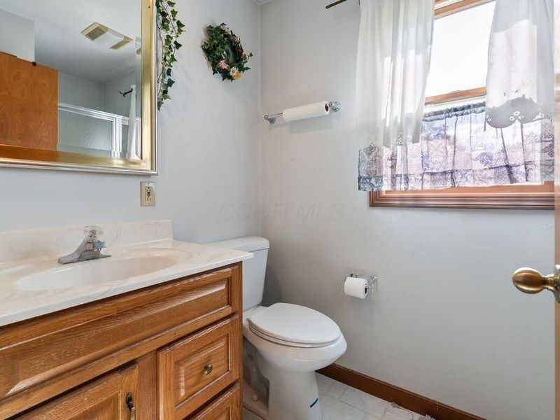 6401 Peardale Road E, Columbus, OH 43229 Photo 25