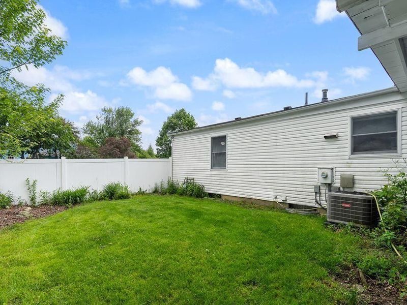 6401 Peardale Road E, Columbus, OH 43229 Photo 39