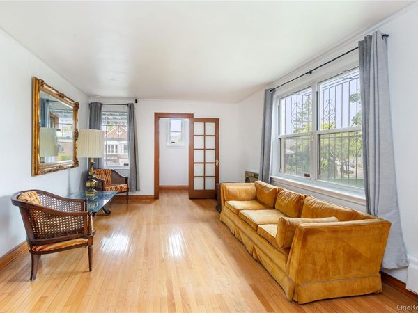 51-05 74 Street , Elmhurst, NY 11373